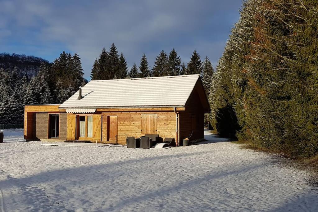 Вілла Gite Jura Mina Chalet Au Milieu De La Nature Ney Екстер'єр фото