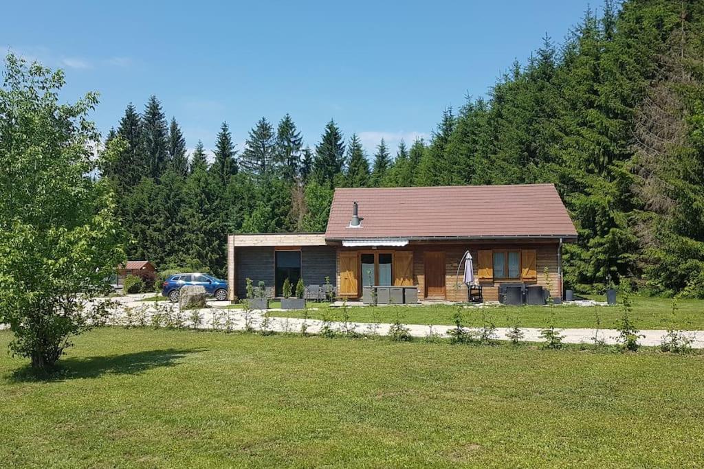 Вілла Gite Jura Mina Chalet Au Milieu De La Nature Ney Екстер'єр фото