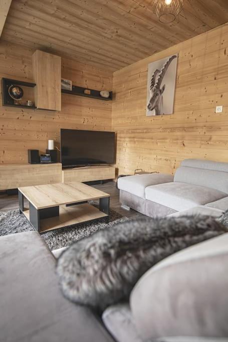 Вілла Gite Jura Mina Chalet Au Milieu De La Nature Ney Екстер'єр фото